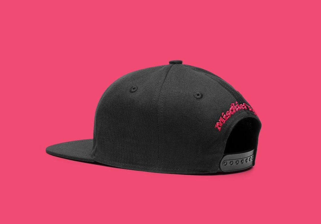 Blacklight Demonstro Hat